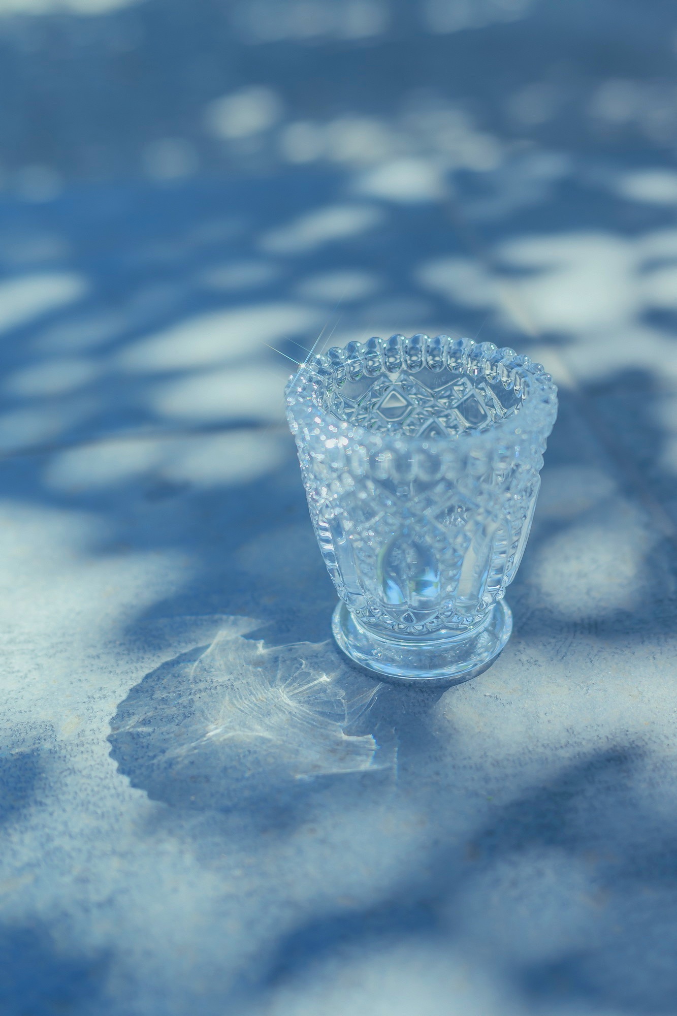 Sample photos of cut glass taken with Natural Cross