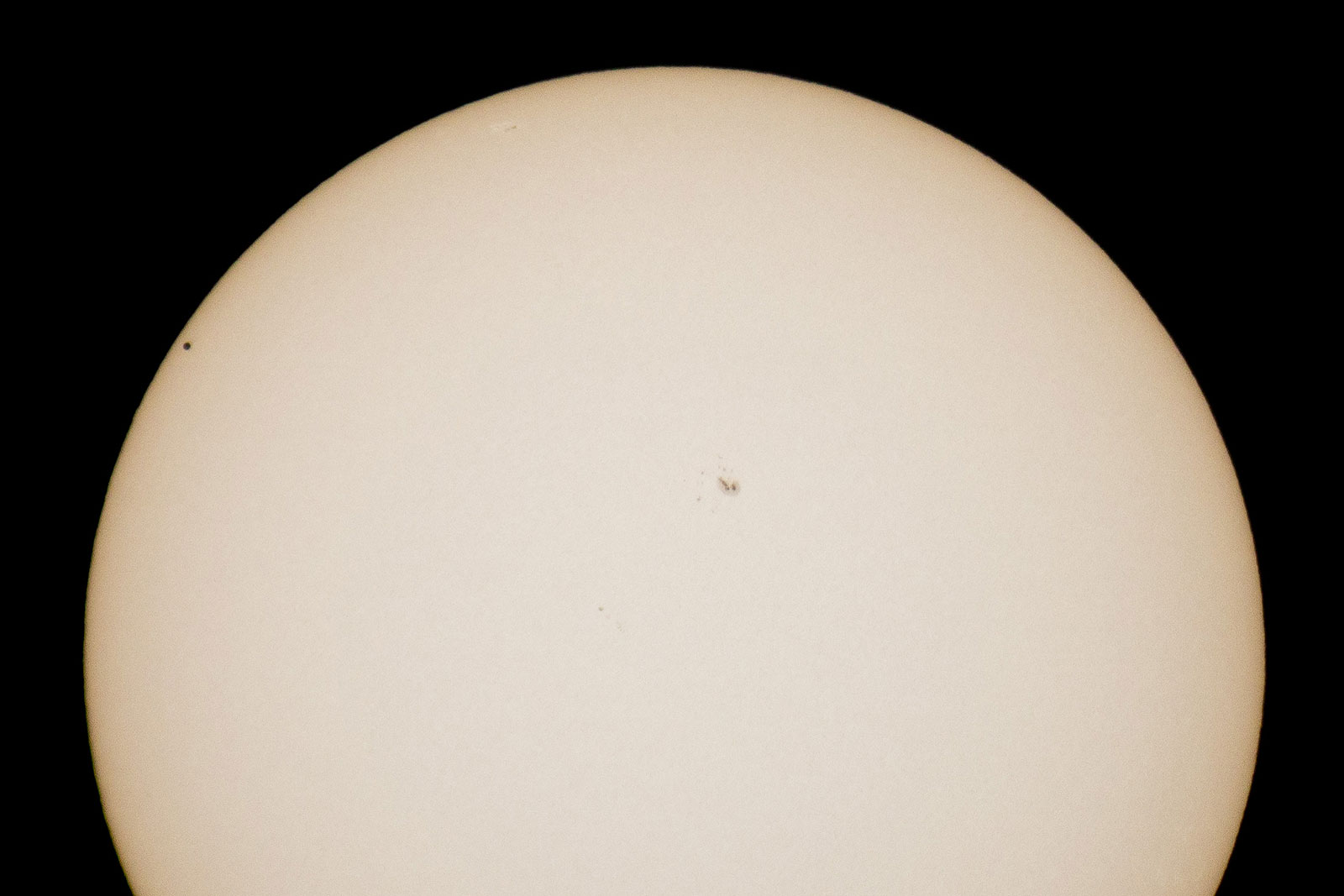 Set of ND8 and ND1000 filters (Mercury transit).